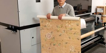 Durst duvar kâğıdı tasarımı işinde öne çıkıyor