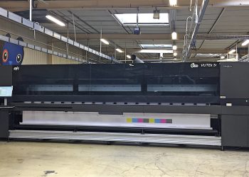 EFI VUTEk 5r+ LED ile  yüksek kaliteli baskılar