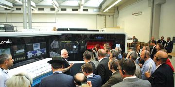 Edelmann Group Landa S10 Nanographic Printing® Press ile ticari üretime başlıyor