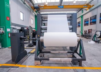 EFI Reggiani ITMA 2019’da 4. Reggiani BOLT tek geçişli tekstil yazıcısını sattı