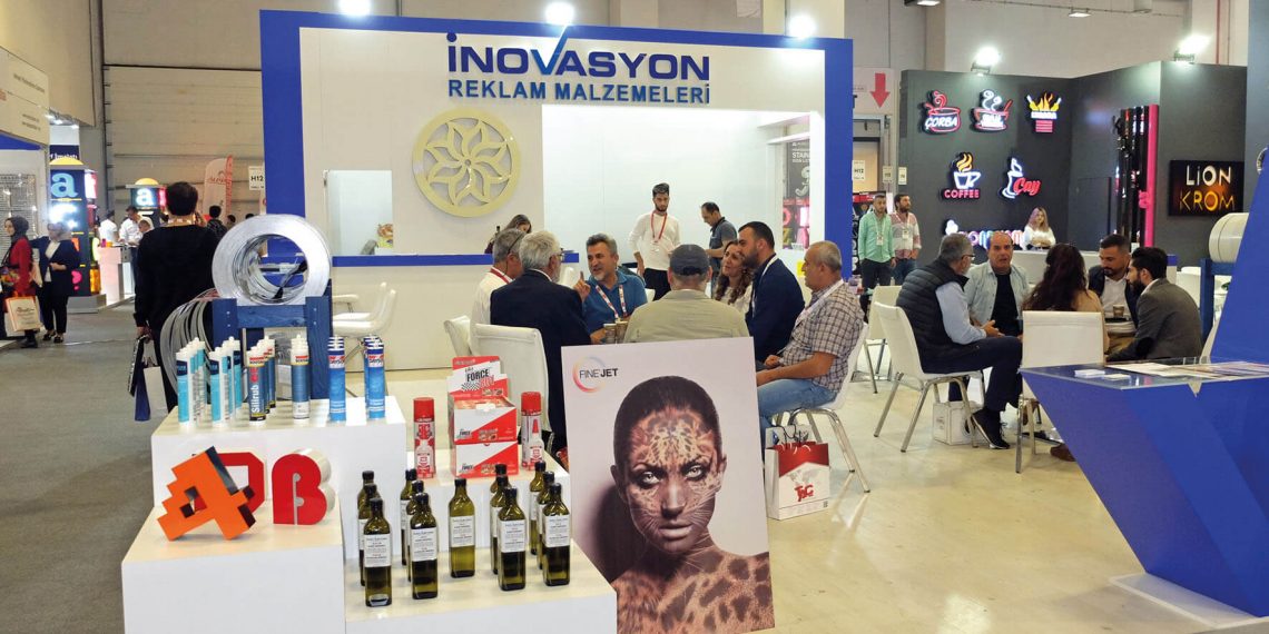 İnovasyon Yapı  Reklam’dan  baskı malzemeleri ve kesim hizmeti