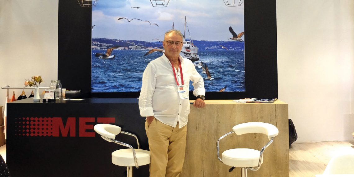 Met Etiket’in dijital baskı kumaşları her yerde kullanımda