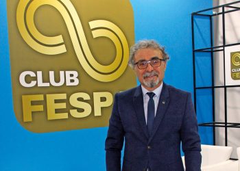 “Üretmek ve ürettiğimizi satmak durumundayız”