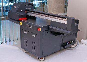 Lidya Grup Grafik Sanatlar Satış Direktörü Adem Öz,  “SUTEC, yüksek kalite, stabil baskı ve uygun yatırım maliyeti ile pazarda rakipsiz”