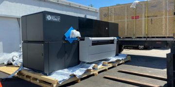 Spoonflower ve  Kornit seferber