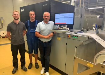 Fleksodan dijitale geçiş için Durst Tau RSCi