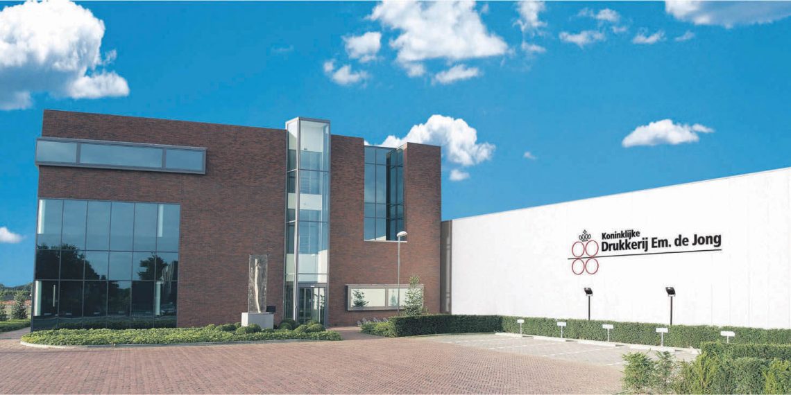 Benelüks perakende baskı devi  Em. de Jong bir Landa S10P siparişi verdi