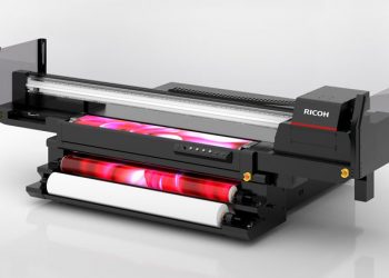 Ricoh Pro™ TF6251 hibrit flatbed UV yazıcıya rulo opsiyonu
