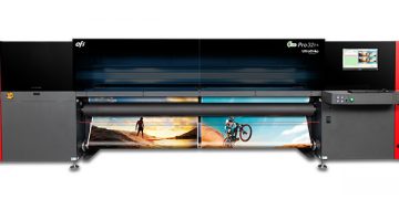 Rusya’da Bolşoy Tiyatrosu üstün kalite için rulodan ruloya EFI Pro 32r+ LED kurdu