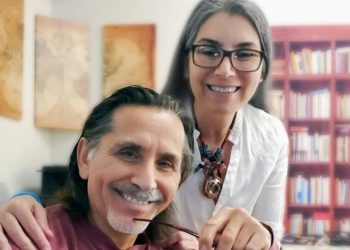 Kişisel yayıncılıkla beş yıldır yüzlerce kitap ‘yazardan direkt’ okurla buluşuyor