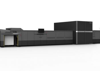 Ricoh yeni makinesini tanıttıYeni Ricoh Pro Z75 tabaka beslemeliB2 inkjet baskı makinesi