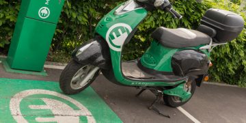 Elektrikli araçların yaygınlaşması için yeni bir inovasyon: Sakuu’dan elektrikli araç pilleri için yeni endüstriyel 3D yazıcı