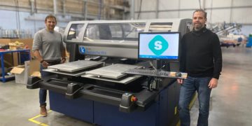 Yetenekleri artırmak, talep üzerine üretime yönelik yeni fırsatlar yaratmak için Kornit Digital DTG teknolojisi