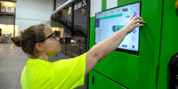 Amerika kıtasında ilk Highcon Beam 2C dijital baskı sonrası