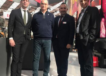 ARED Yönetim Kurulu Üyeleri FESPA GPE 2021’deki Türk firmalarının stantlarını ziyaret ettiler