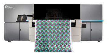 Ölçeklenebilirlik, operasyonel çok yönlülük, 24 saatlik üretim için Blur, Kornit Digital’i kullanıyor