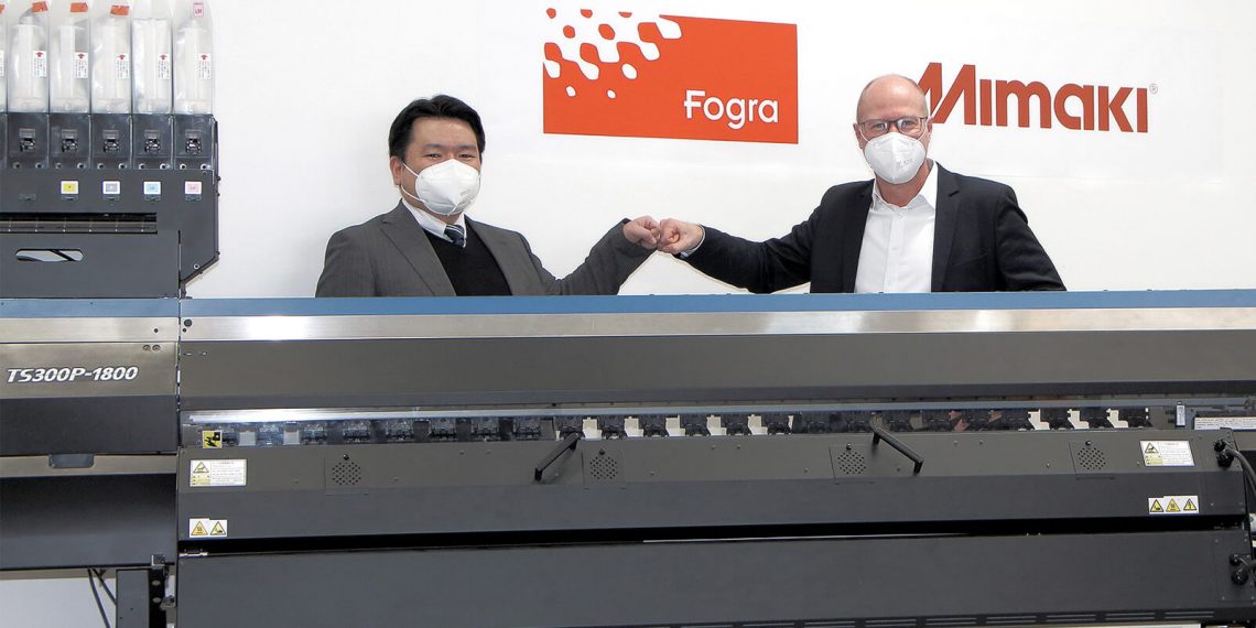 TextileRGB’ araştırma projesinin bir parçası olarakMimaki ‘Fogra’ya tekstil baskı makinesi TS300P-1800’ü tahsis ediyor