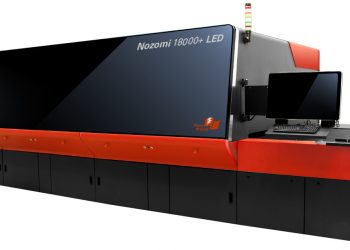 Teşhir grafikleri için ödüllü EFI Nozomi 18000 + LED tek geçişli dijital baskı makinesi piyasada