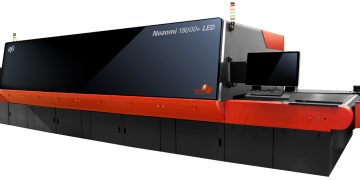 Teşhir grafikleri için ödüllü EFI Nozomi 18000 + LED tek geçişli dijital baskı makinesi piyasada