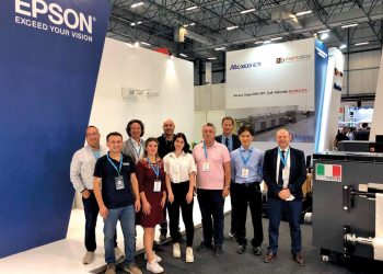 ML-8000 modeli, fuarda hiç durmadan çalıştı