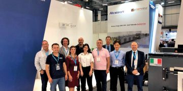 ML-8000 modeli, fuarda hiç durmadan çalıştı