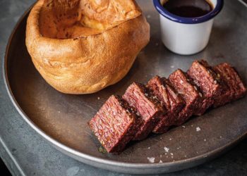 Beş Londra restoranı artık Redefine Meat’ın bitkilerden yapılmış pançetasını sunuyor