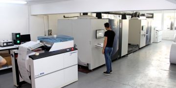 Bobinden bobine renkli dijital baskı içinReprobir Dijital’in tercihi Screen Truepress NX oldu