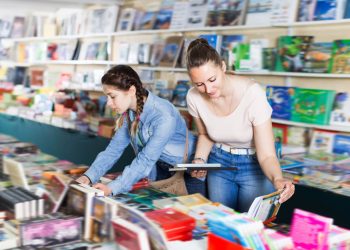 Basılı kitap hâlâ kalplere ve zihinlere daha iyi geliyor