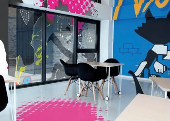 Geniş format baskı ve tabela pazarları için kendinden yapışkanlı malzemelerin önde gelen uluslararası üreticisiDrytac, iyileştirilmiş ViziPrint Impress Clear UVL’yi piyasaya sürdü