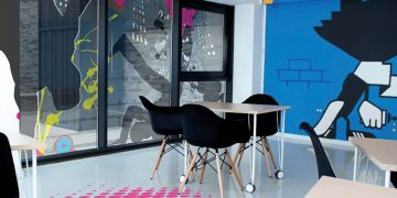 Geniş format baskı ve tabela pazarları için kendinden yapışkanlı malzemelerin önde gelen uluslararası üreticisiDrytac, iyileştirilmiş ViziPrint Impress Clear UVL’yi piyasaya sürdü