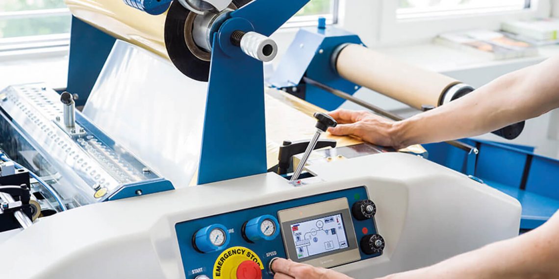 Şirket içi laminasyon: Her işte kârlı çalışma