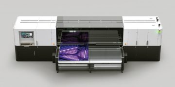 Fujifilm, Acuity Ultra Hybrid LED için ilk küresel beta tesisini duyurdu