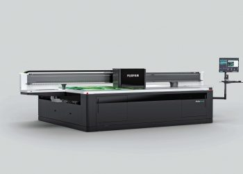 Fujifilm Acuity Prime L düz tablalı baskı makinesini piyasaya sürdü