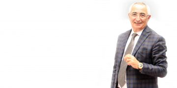 Aras Grup Onursal Başkanı Turan Araz vefat etti