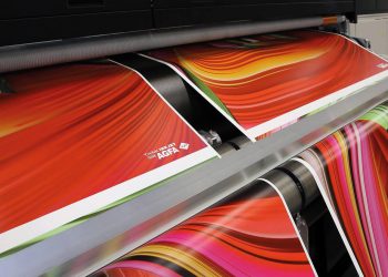 AGFA, Jeti Tauro H3300 inkjet baskı makinesi ailesininyeni Flex RTR modülü ile çok yönlülüğünü artırıyor