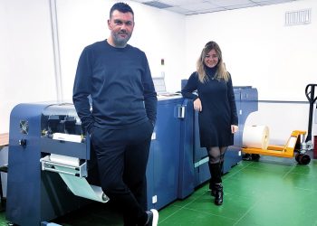 Pratik, stabil ve çevre dostu baskı için AccurioLabel 230’u seçtiler