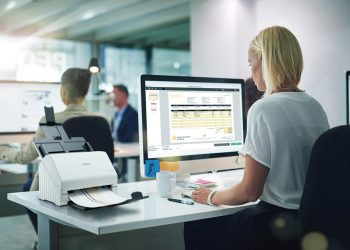 Canon’dan yeni bir tarayıcı: imageFORMULA R30