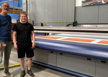 Dünyada ilk Vanguard VK3220T-HS LED baskı makinesi kuruldu