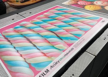 The Print Show 2023’te geniş baskı altı materyalyelpazesini sergilemek içinBrett Martin Fujifilm iş birliği