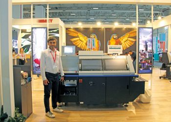 Aras Makina’nın tek çeneli kapak takma makinesiHorizon BQ 270