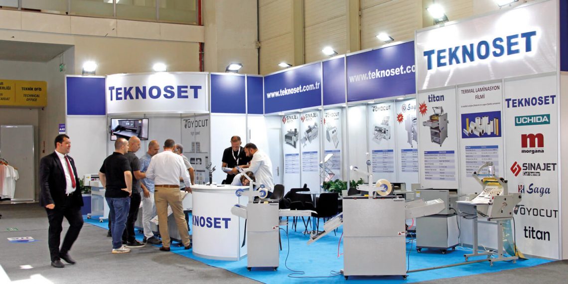Teknoset geniş plotter kesim makineleriylegöz doldurdu