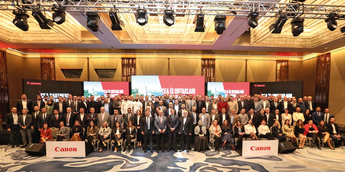 Canon ilk kez tüm iş ortaklarıyla bir araya geldi‘Tek Canon’ vizyonu