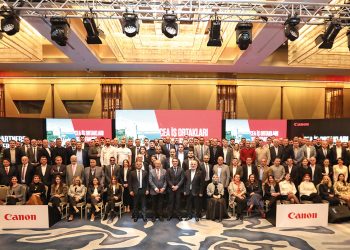 Canon ilk kez tüm iş ortaklarıyla bir araya geldi‘Tek Canon’ vizyonu