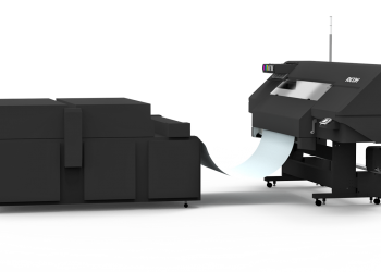 RICOH ilk dijital endüstriyel giysi dekorasyonunu sundu:RICOH Pro™ D1600 Direct to Film sistemi