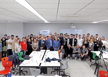 10. ARED Ödülleri’24  Gelecek Vadeden Tasarımcı Ödülü Yarışması Hackathon formatında gerçekleştirildi