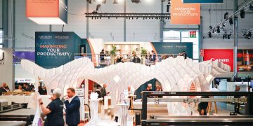 drupa’da tanıttığı en son besleyici ve istifleyici ileKongsberg PCS, otomasyonla üretkenliği en üst düzeye çıkarıyor