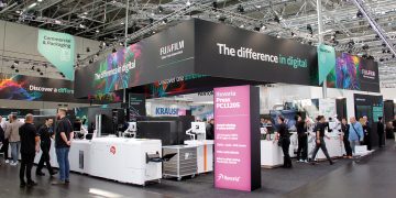 Fujifilm Group, yeni üretim baskı makineleri ve özel renk yetenekleriyle iş büyümesini artırıyor