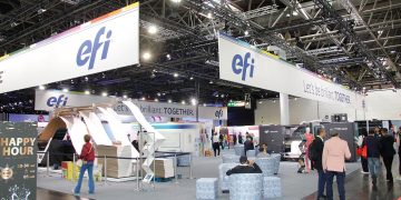 drupa 2024’te ambalaj, teşhir grafikleri ve tekstiller içinEFI, tek geçişli üretim inkjet baskısında DNA’sını öne çıkardı