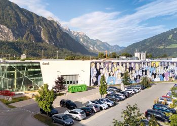 Lienz’deki Durst Group şubesinin 25. yılı:Bir başarı hikâyesi