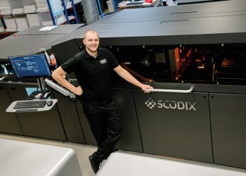 Güvenilirliğe dayalı bir ortaklıkDigi-Paq 4. SCREEN mürekkep püskürtmeli etiket baskı makinesini kurdu